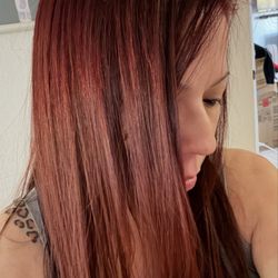 Amaryllis Hair Lounge