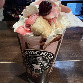 Burger Bar Chicago - NEW CHOCOLATE CHERRY PIE - Burgers Near Me - Chicago, Illinois