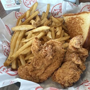 Slim Chickens - Chicken Fingers - Chicken Wings Near Me - Sparks, Nevada