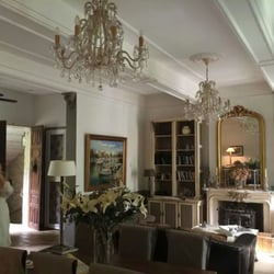 Hotel de Vigniamont - Salon for breakfast, impeccably decorated!