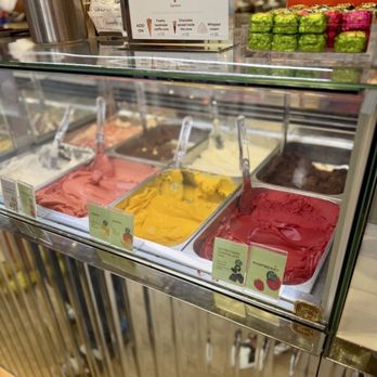 Venchi - Gelato Near Me - Glendale, California