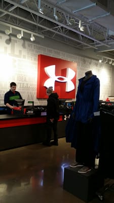 Under Armour Factory House - Twin Cities Premium Outlets by null