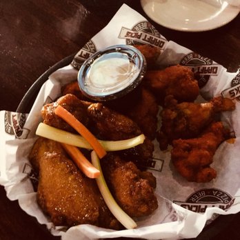 Draft Picks - Habanero hot wings. Some heat but do~able. - Sports Bars Near Me - Naperville, Illinois