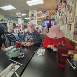 Ordering breakfast!! Ordering breakfast!!