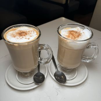 Louie's Manhasset Restaurant - Cappuccino - American Near Me - Manhasset, New York Louie's Manhasset Restaurant - Cappuccino - American Near Me - Manhasset, New York