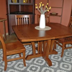 Quarter Sawn White Oak Wood New Orleans Table with Lincoln side chairs
