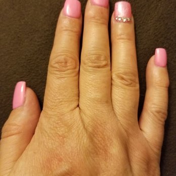 Be Be Nails & Permanent Makeup - Pretty - Nail Salons Near Me - Modesto, California