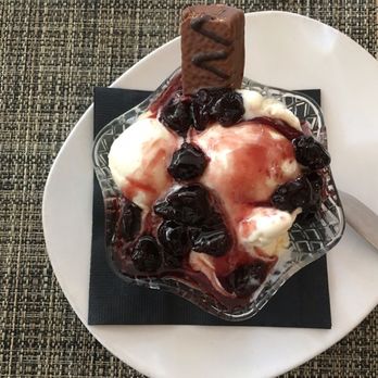 Ovelia - Dessert - Greek Near Me - Astoria, New York Ovelia - Dessert - Greek Near Me - Astoria, New York