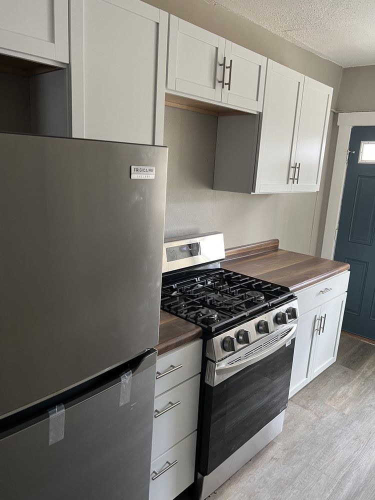 Slide of Tailgate Construction