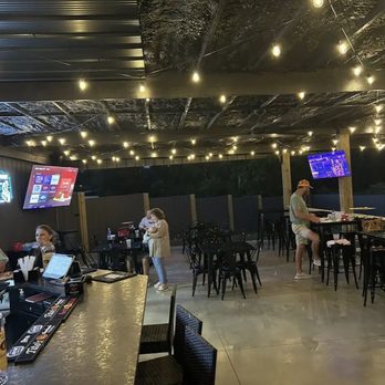 Slice Of Eclectic - Inside dining - Pizza Near Me - Eclectic, Alabama Slice Of Eclectic - Inside dining - Pizza Near Me - Eclectic, Alabama