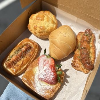 Toki Bliss Pâtisserie - Patisserie/Cake Shop Near Me - Milpitas, California Toki Bliss Pâtisserie - Patisserie/Cake Shop Near Me - Milpitas, California