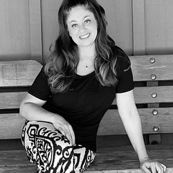 Match By Julia - Julia Bendis - matchmaker, coach, author