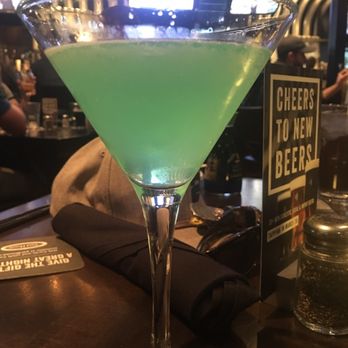 Yard House - Bars Near Me - Roseville, California Yard House - Bars Near Me - Roseville, California