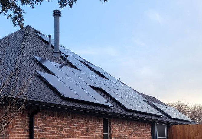 Slide of DFW Solar and Roofing