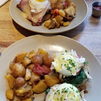 Pacific Table - Crab Benedict and the breakfast burger - Sushi Bars Near Me - Fort Worth, Texas
