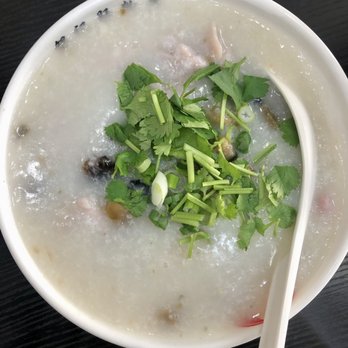 Yin Ji Chang Fen - Berkeley - Pork and Gold Preserved Egg Congee - Cantonese Near Me - Berkeley, California Yin Ji Chang Fen - Berkeley - Pork and Gold Preserved Egg Congee - Cantonese Near Me - Berkeley, California
