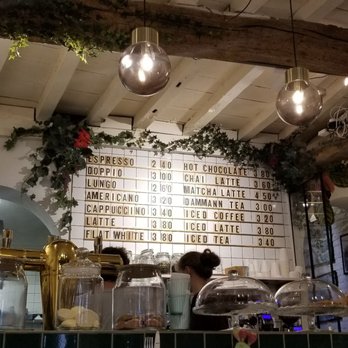 Créme - Breakfast & Brunch Near Me - Brussels, BRU