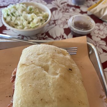 Aptos St BBQ - pulled pork sandwich and coleslaw - Barbeque Near Me - Aptos, California