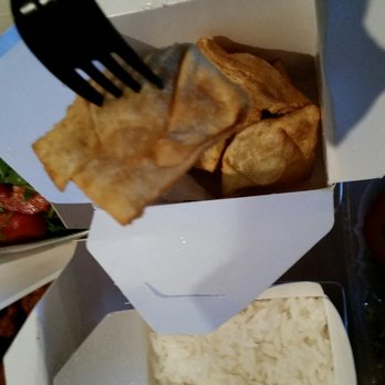 EZ Thai Restaurant - Crab Rangoon's - Thai Near Me - Coos Bay, Oregon
