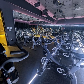 Club Studio - Gyms Near Me - Vienna, Virginia Club Studio - Gyms Near Me - Vienna, Virginia