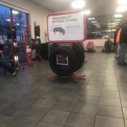 Getting a screw taken out of my tire for FREE Getting a screw taken out of my tire for FREE