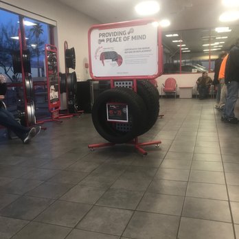 Discount Tire - Getting a screw taken out of my tire for FREE - Tires Near Me - Tucson, Arizona Discount Tire - Getting a screw taken out of my tire for FREE - Tires Near Me - Tucson, Arizona