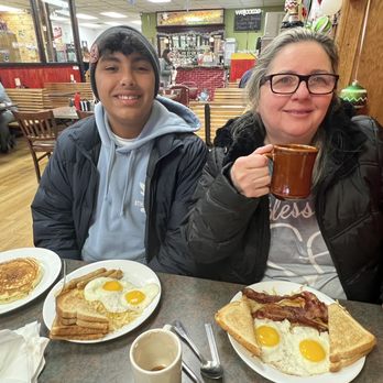 Yesterday's Soda Fountain - My family enjoying breakfast - Breakfast & Brunch Near Me - Ennis, Montana Yesterday's Soda Fountain - My family enjoying breakfast - Breakfast & Brunch Near Me - Ennis, Montana