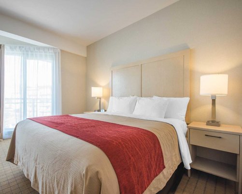 Comfort Inn & Suites, Campbell River by null