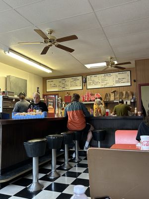 Dad's Dog & Burger by null