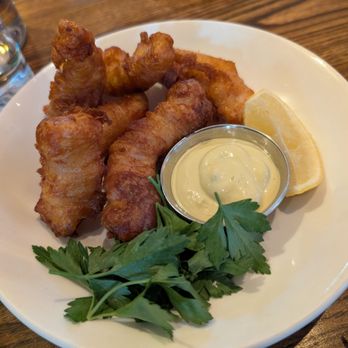 Nopa - FRIED FISH local beer battered rock cod, malt vinegar aïoli and lemon - New American Near Me - San Francisco, California