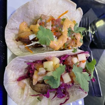 ININE Bistro - Grilled Jerk Shrimp Taco & Grilled Paprika Chicken Taco - Waffles Near Me - New York, New York