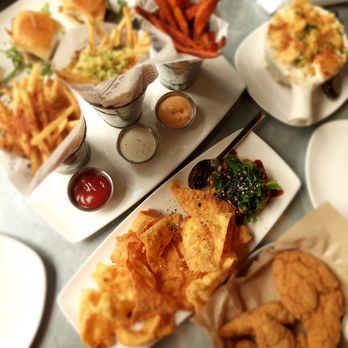 Cafeteria 15L - Happy Hour - Breakfast & Brunch Near Me - Sacramento, California