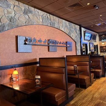 LongHorn Steakhouse - Steakhouses Near Me - Des Plaines, Illinois LongHorn Steakhouse - Steakhouses Near Me - Des Plaines, Illinois