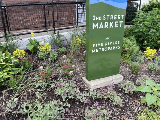 2nd Street Market by null