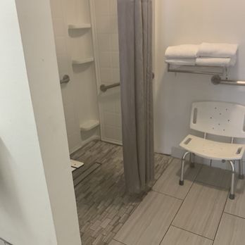 Motel 6 - Nice wheelchair accessible shower - Hotels Near Me - Lodi, California