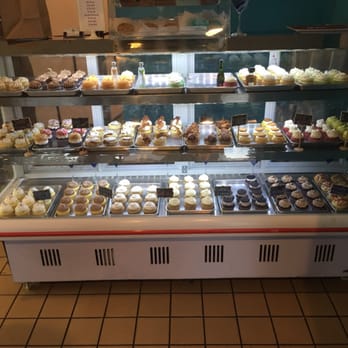 We Cupcake - Cupcakes Near Me - Inglewood, California We Cupcake - Cupcakes Near Me - Inglewood, California