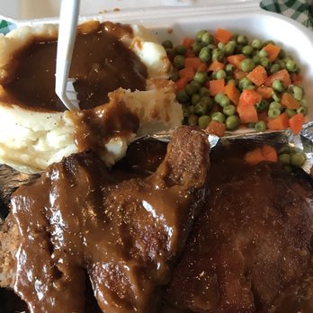 George's Kitchen - Breaded pork chops with gravy and mashed potatoes - Diners Near Me - Cleveland, Ohio George's Kitchen - Breaded pork chops with gravy and mashed potatoes - Diners Near Me - Cleveland, Ohio