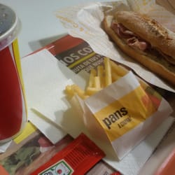 Pans & Company - Menú por 7,95 € Bocata con bebida y patatas medianaa