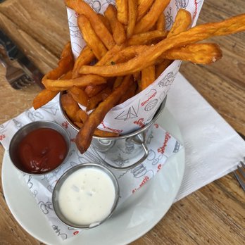 Simmzy's - Sweet potato fries - American Near Me - Manhattan Beach, California Simmzy's - Sweet potato fries - American Near Me - Manhattan Beach, California