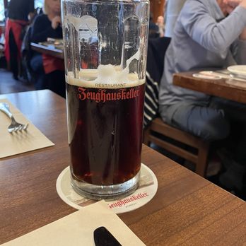 Zeughauskeller - Dunkle beer - Swiss Food Near Me - Zürich, ZH Zeughauskeller - Dunkle beer - Swiss Food Near Me - Zürich, ZH