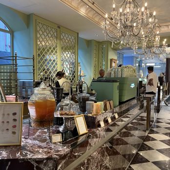 Ladurée - Macarons Near Me - Paris, 75 Ladurée - Macarons Near Me - Paris, 75