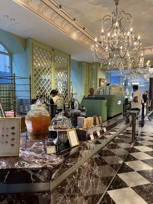 Ladurée by null