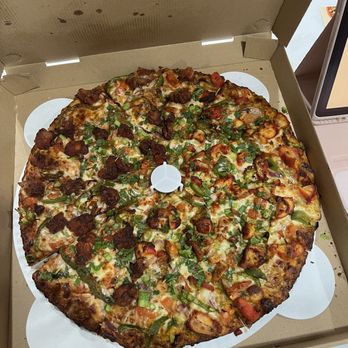 Pizza Me - tandoori chicken pizza (i think) - Pizza Near Me - San Jose, California