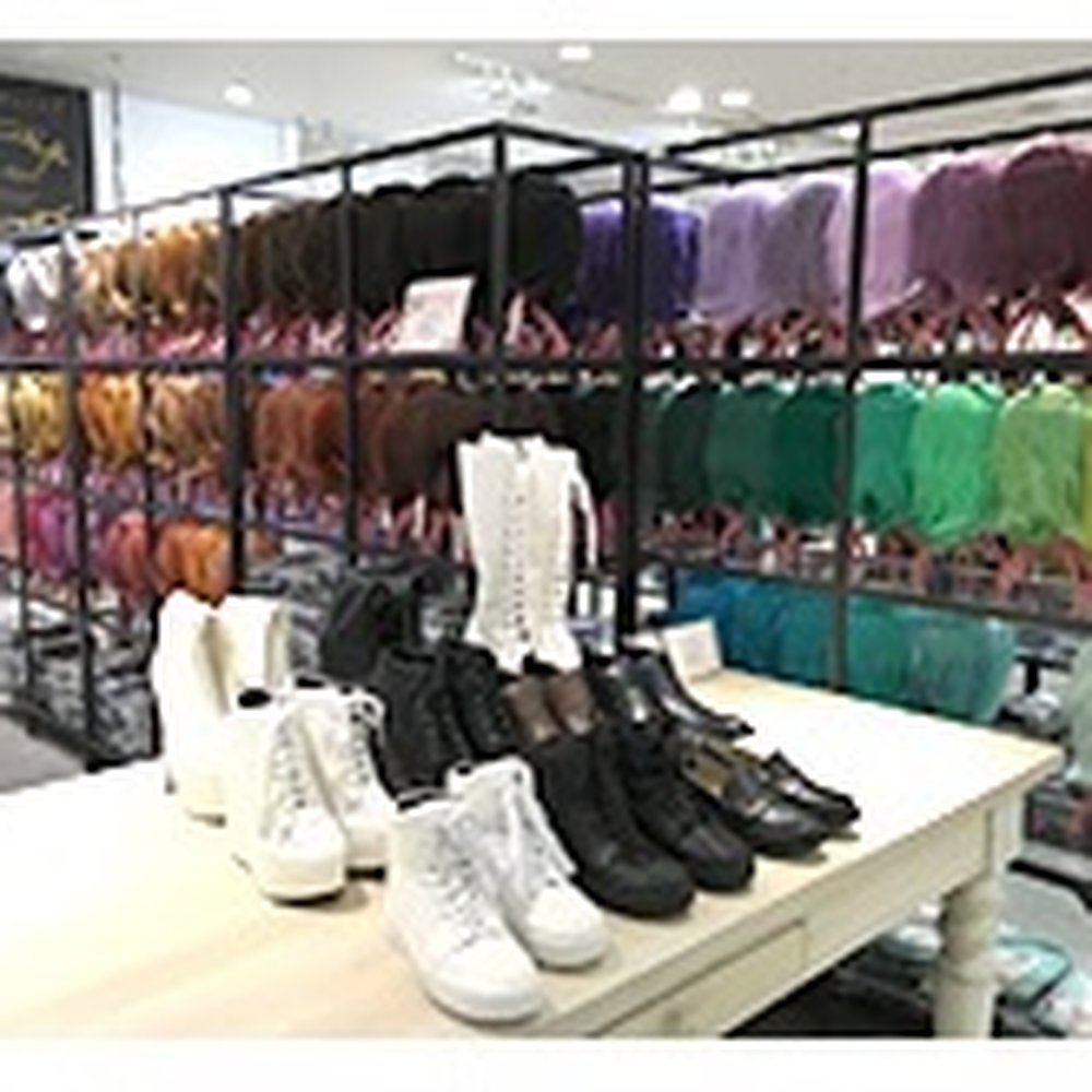 Footlocker Shibuya, 東京都, Japan - Last Updated February 2026 - Yelp