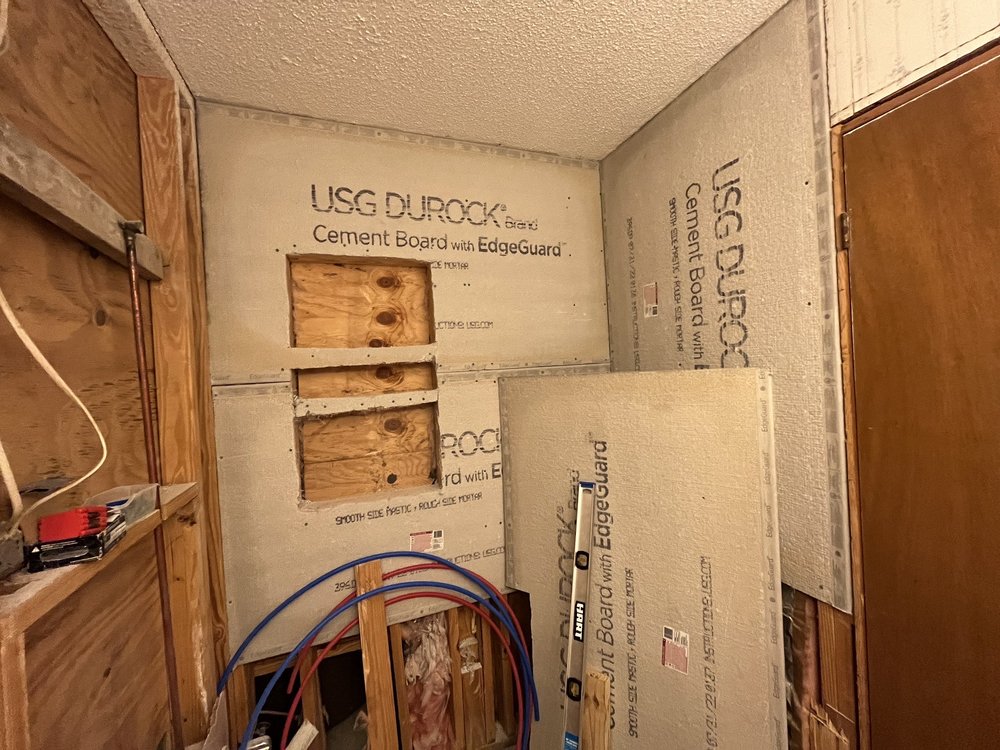 Slide of DL Construction & Restoration