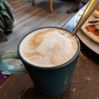 Le Barbouquin - Latte - 4 stars. Lots of creamy foam. Mon breakfast 2018-10-29 - Bookstores Near Me - Paris, 75