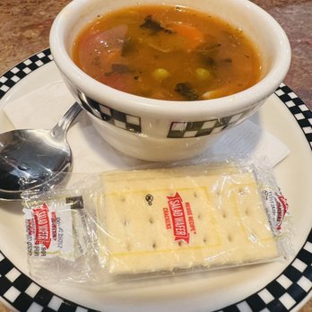 Black Bear Diner Palmdale - Minestrone soup - Diners Near Me - Palmdale, California