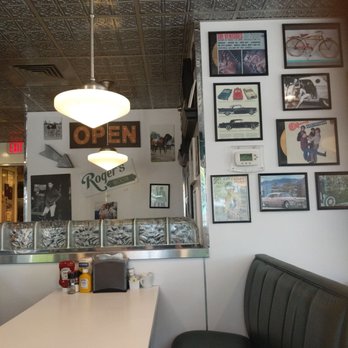 Roger's Diner - the interior of the diner - American Near Me - Mill Spring, North Carolina