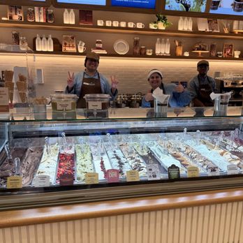 Bacio di Latte - All the flavors - Gelato Near Me - Los Angeles, California