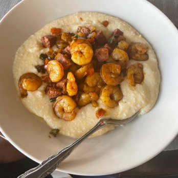 The Whale Chicago - Shrimp & Grits - New American Near Me - Chicago, Illinois The Whale Chicago - Shrimp & Grits - New American Near Me - Chicago, Illinois